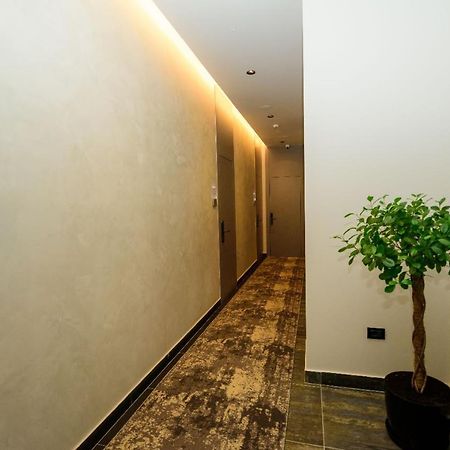 Hotel Zeneli Влёра Экстерьер фото