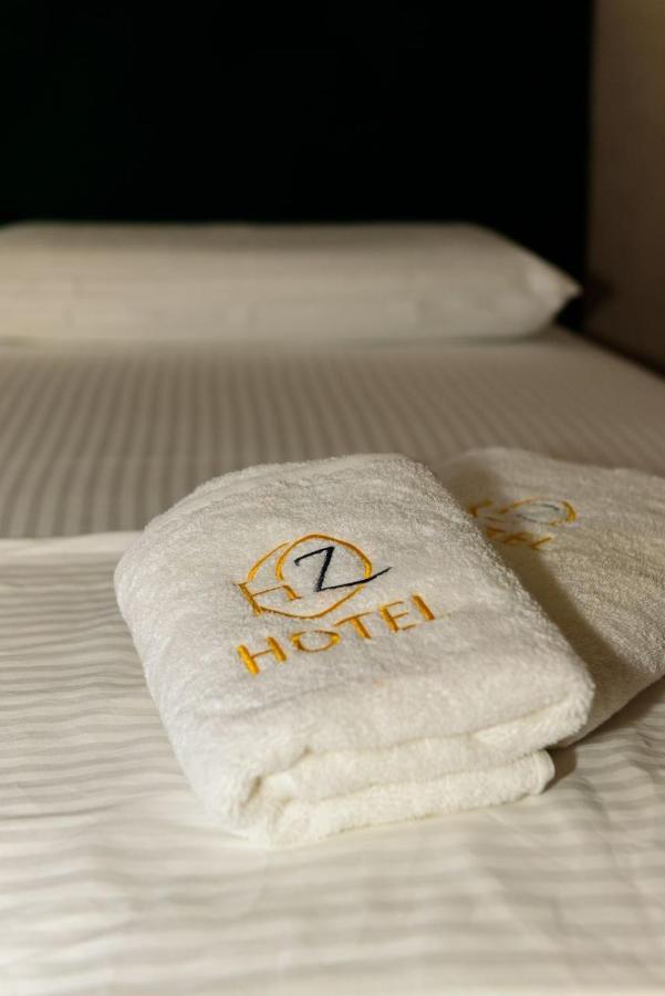 Hotel Zeneli Влёра Экстерьер фото